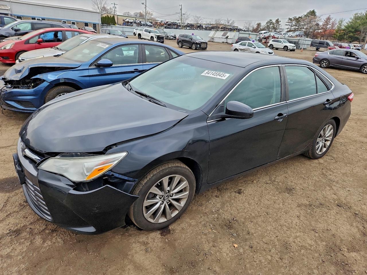 2017 TOYOTA CAMRY
