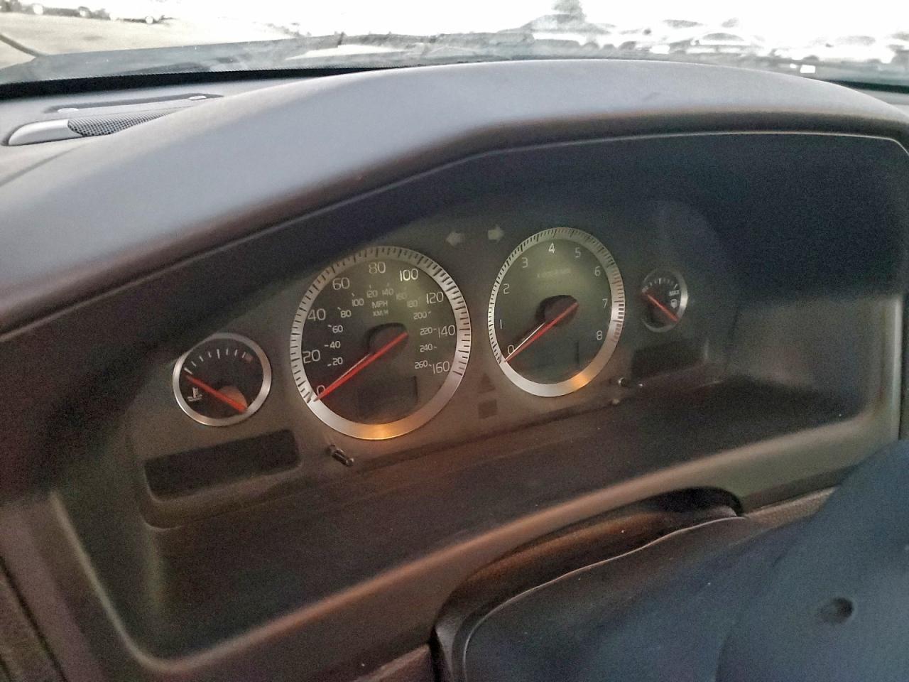 2007 VOLVO XC70