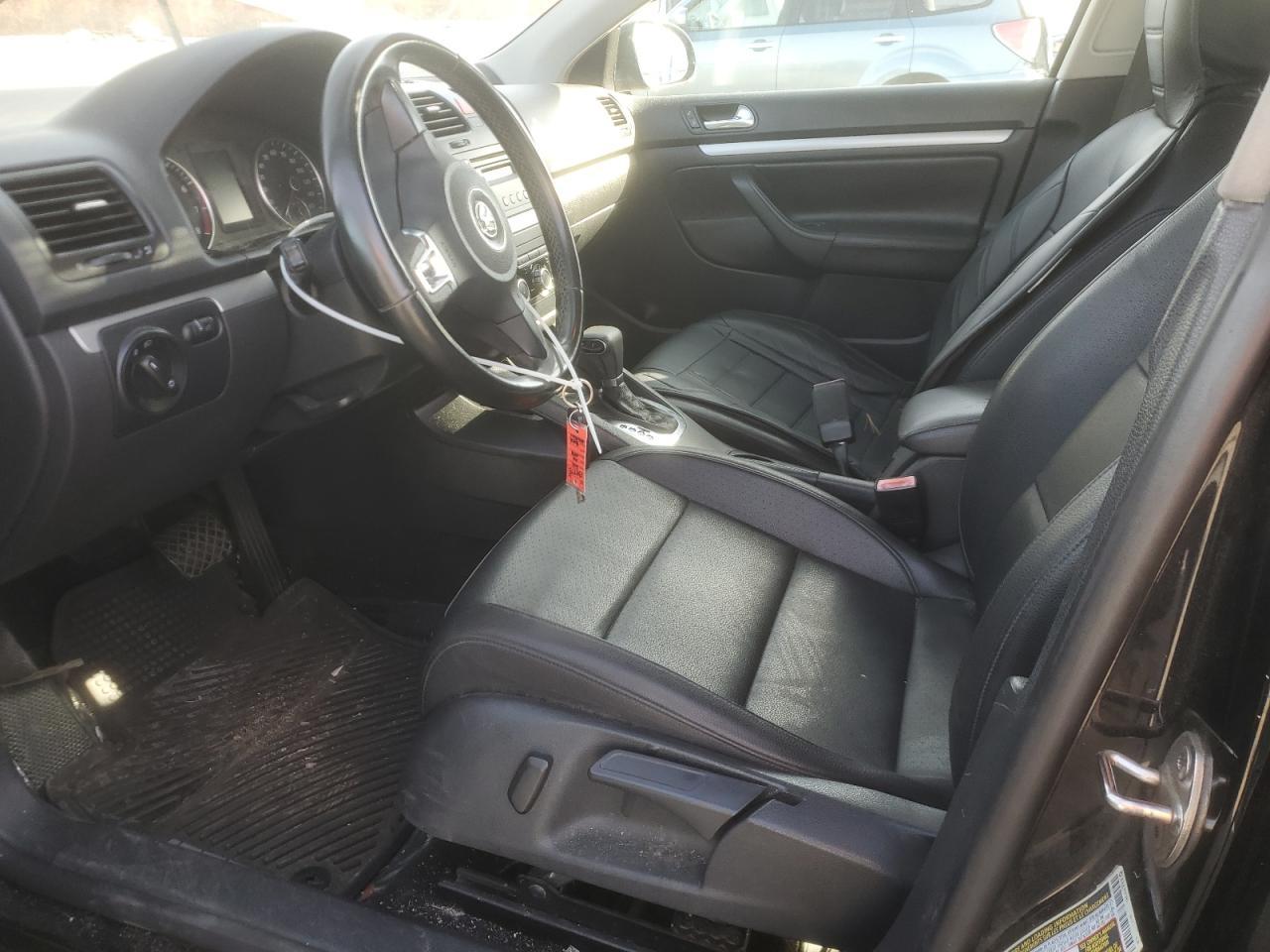 2010 VOLKSWAGEN JETTA