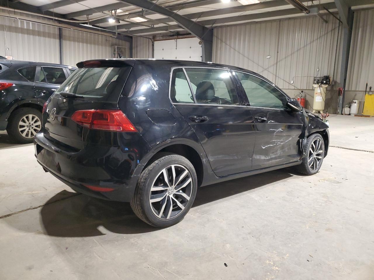 2015 VOLKSWAGEN GOLF