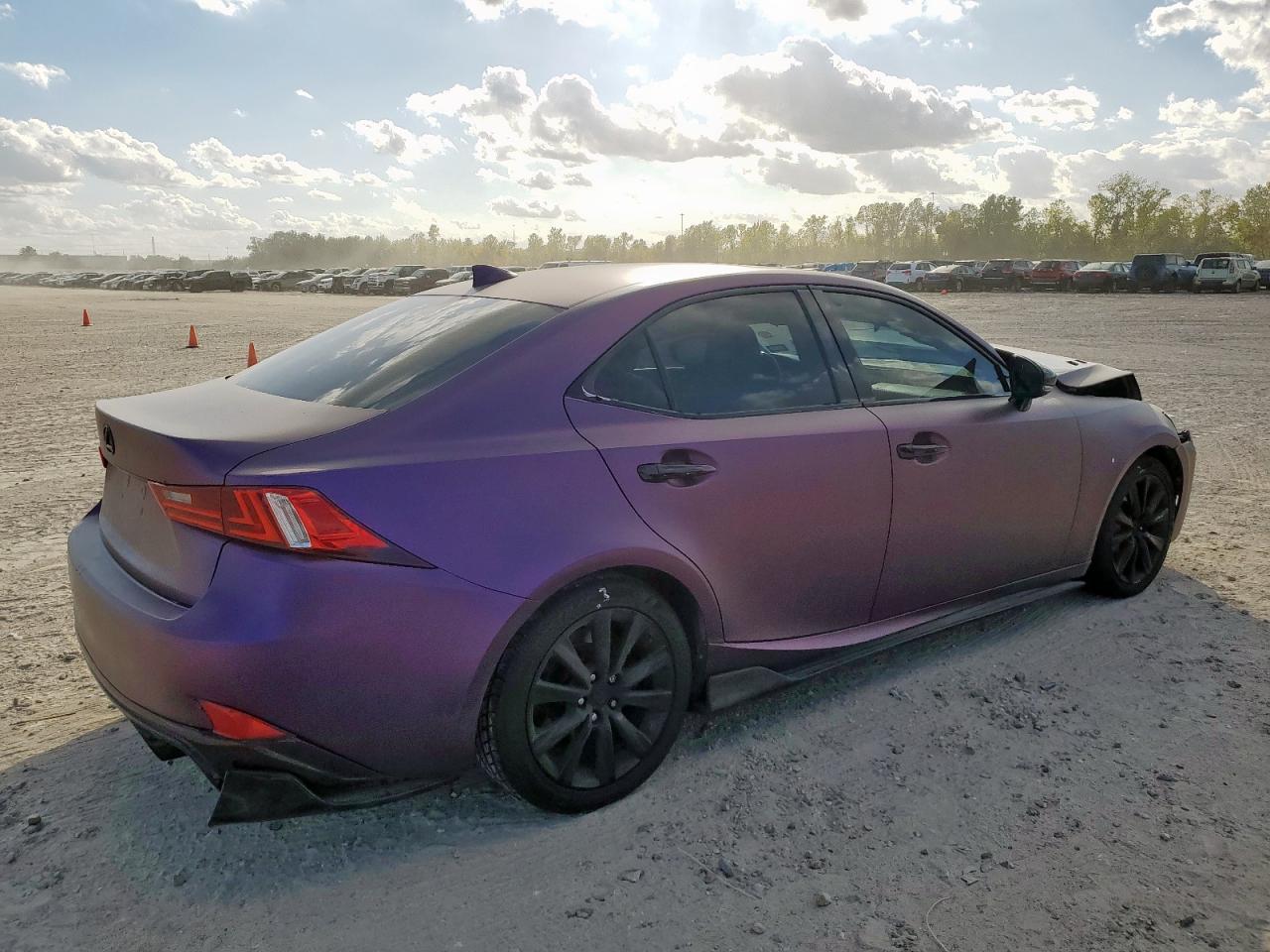 2016 LEXUS IS 200t