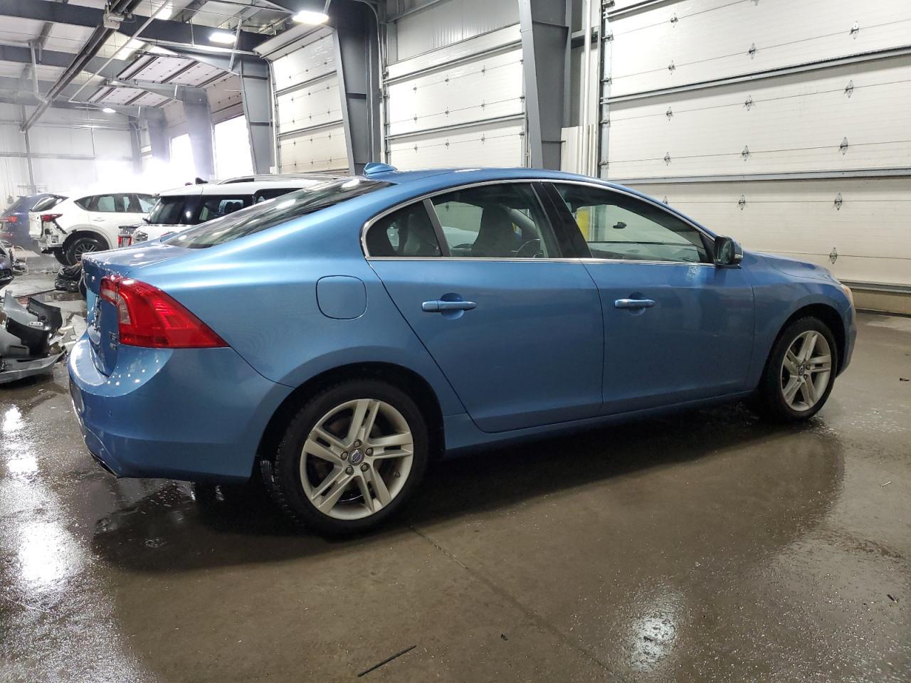 2014 VOLVO S60