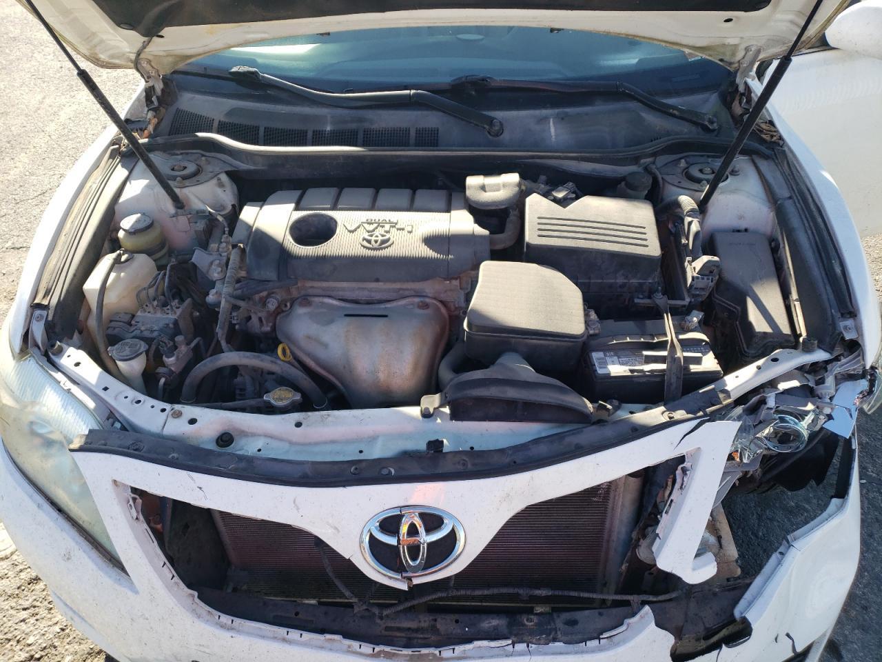 2011 TOYOTA CAMRY
