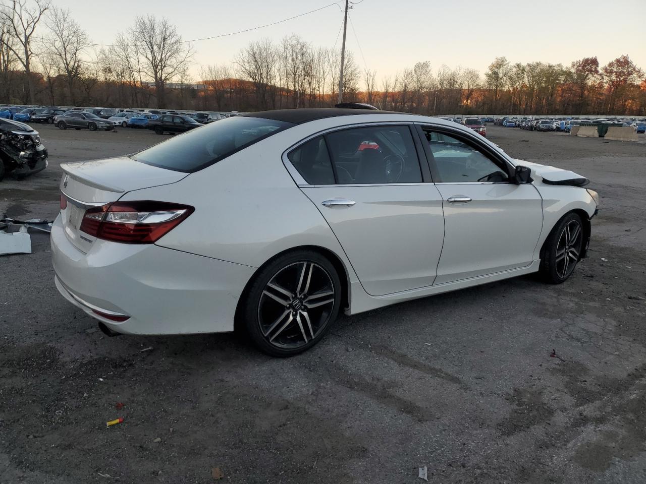 2016 HONDA ACCORD