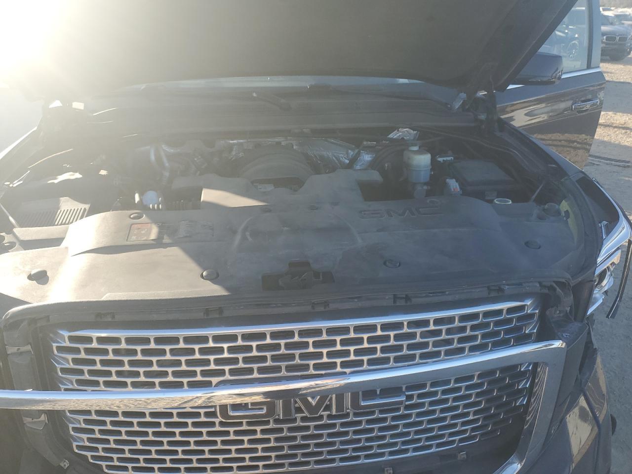 2015 GMC Yukon