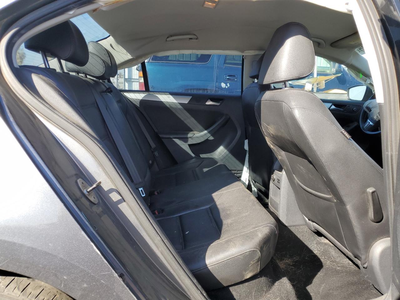 2014 VOLKSWAGEN JETTA