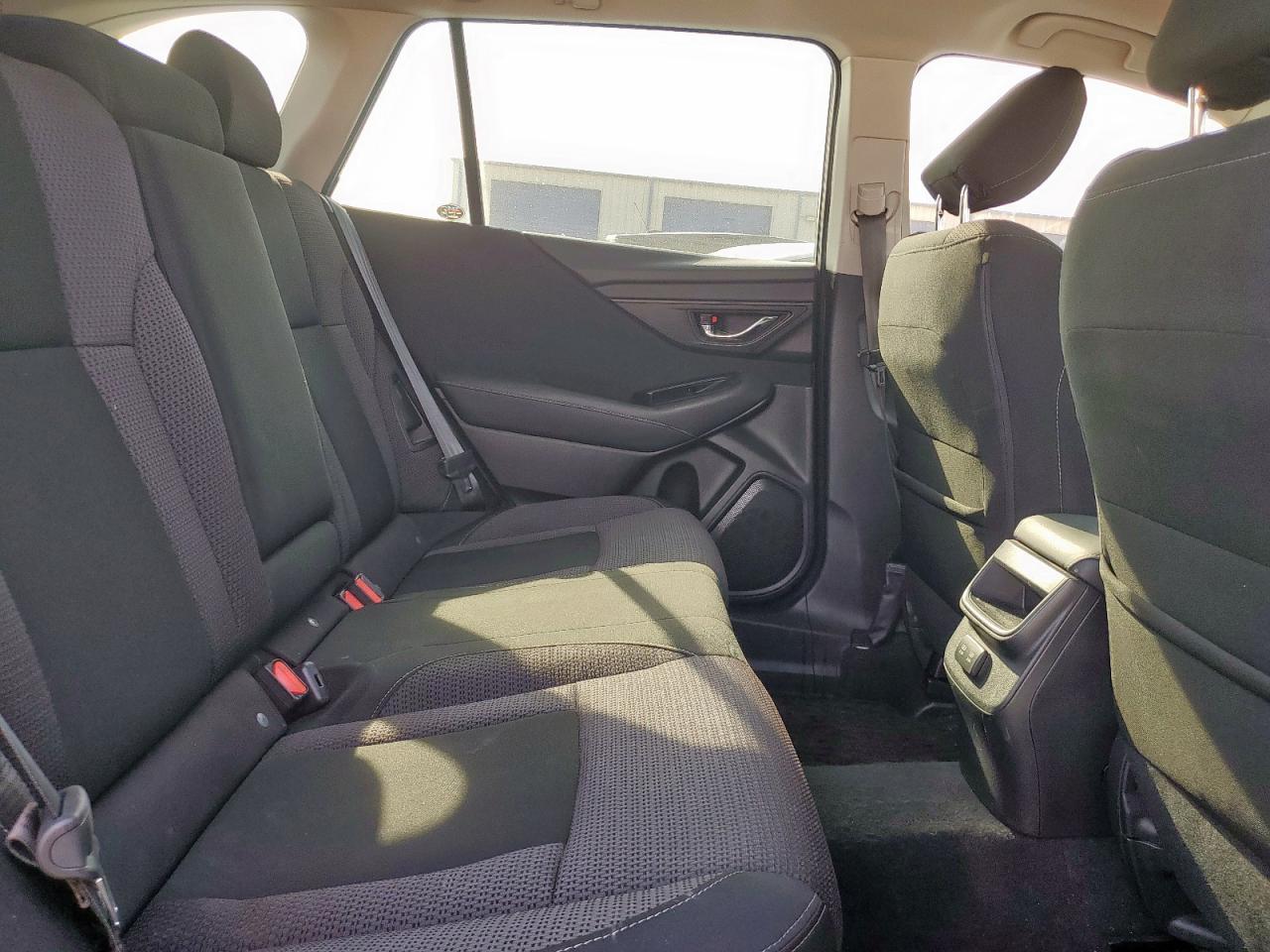 2020 SUBARU Outback