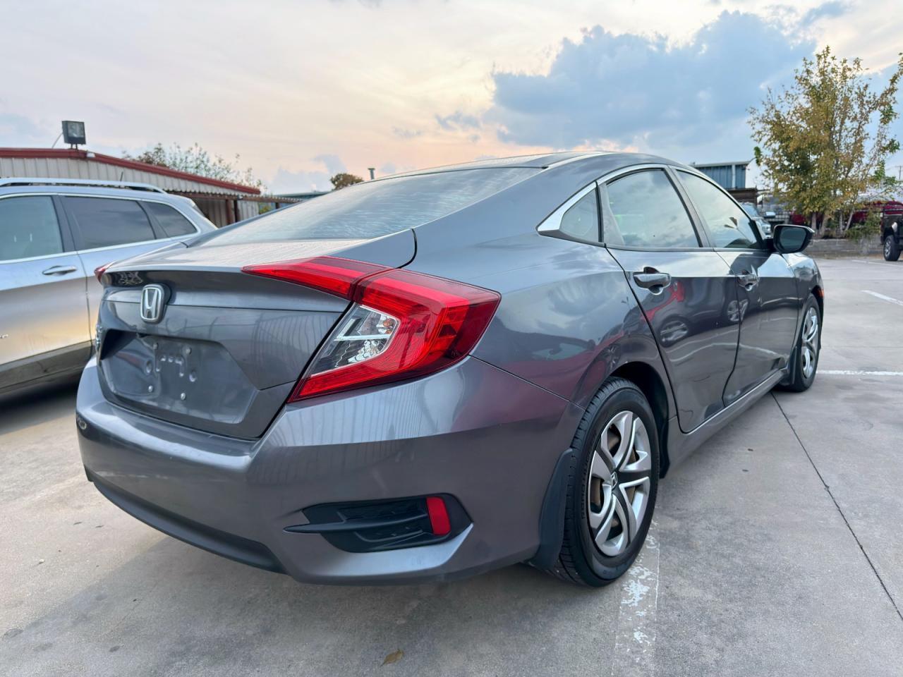 2016 HONDA CIVIC