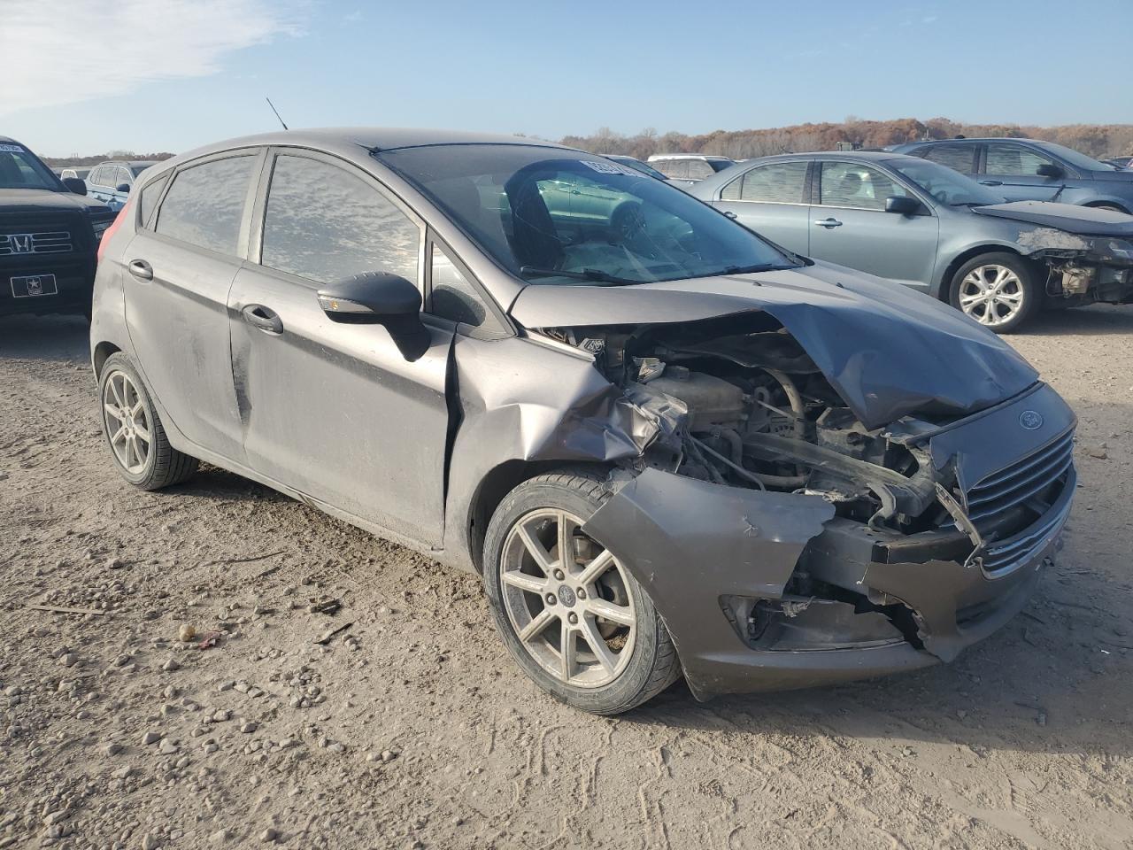 2014 FORD Fiesta