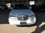 2001 LINCOLN Town Car