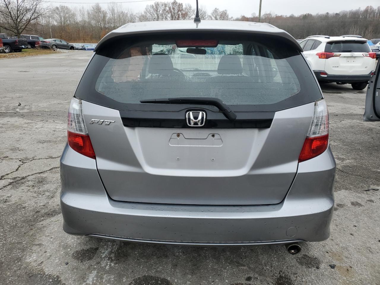 2009 HONDA FIT