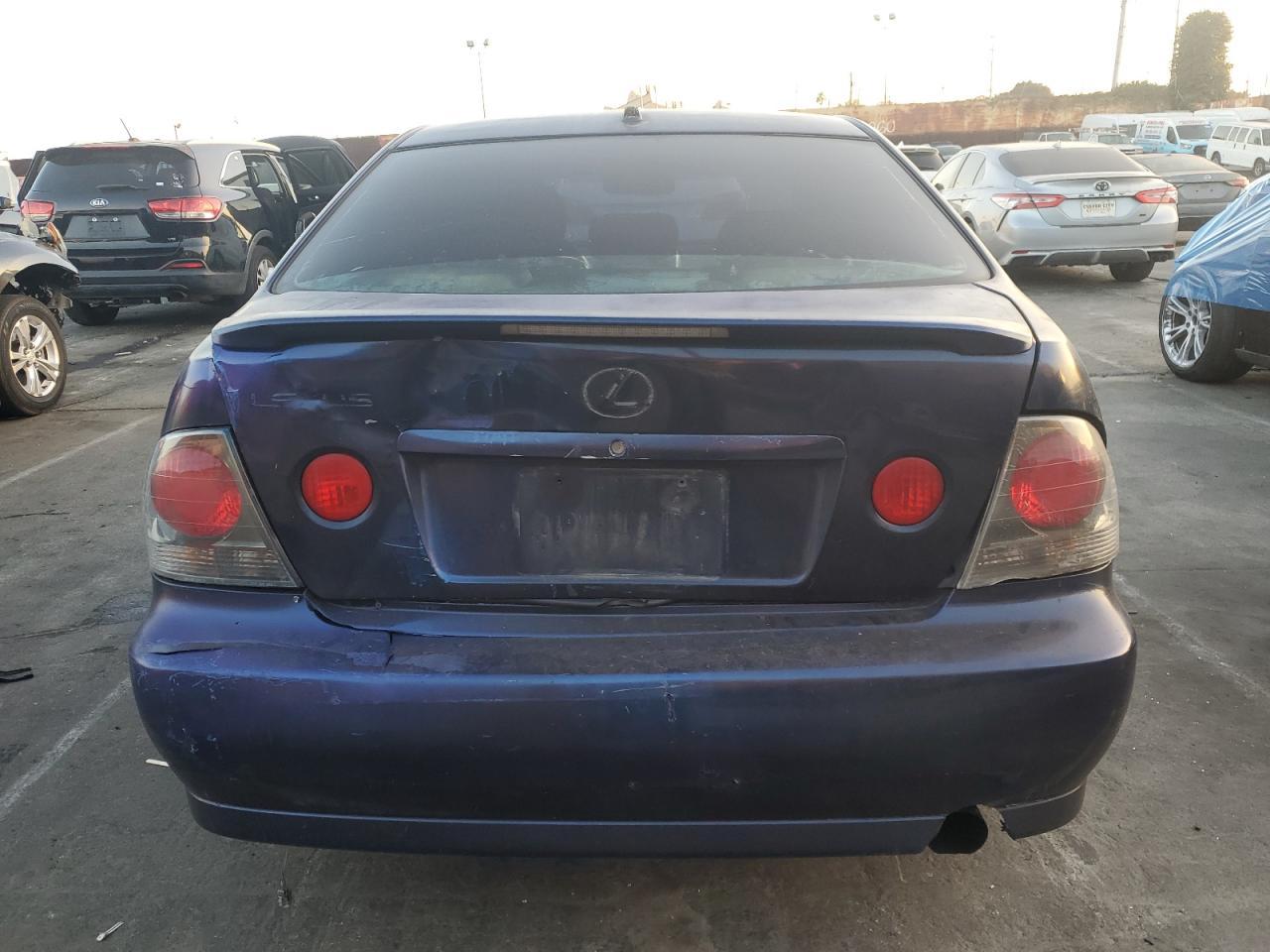 2004 LEXUS IS 300