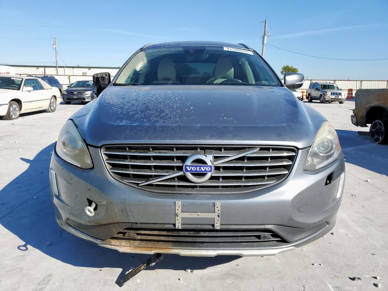 2017 VOLVO XC60