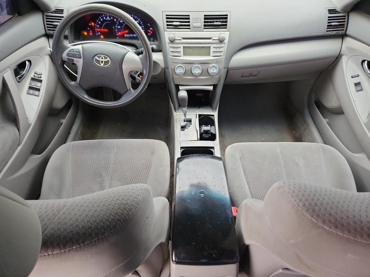 2011 TOYOTA CAMRY