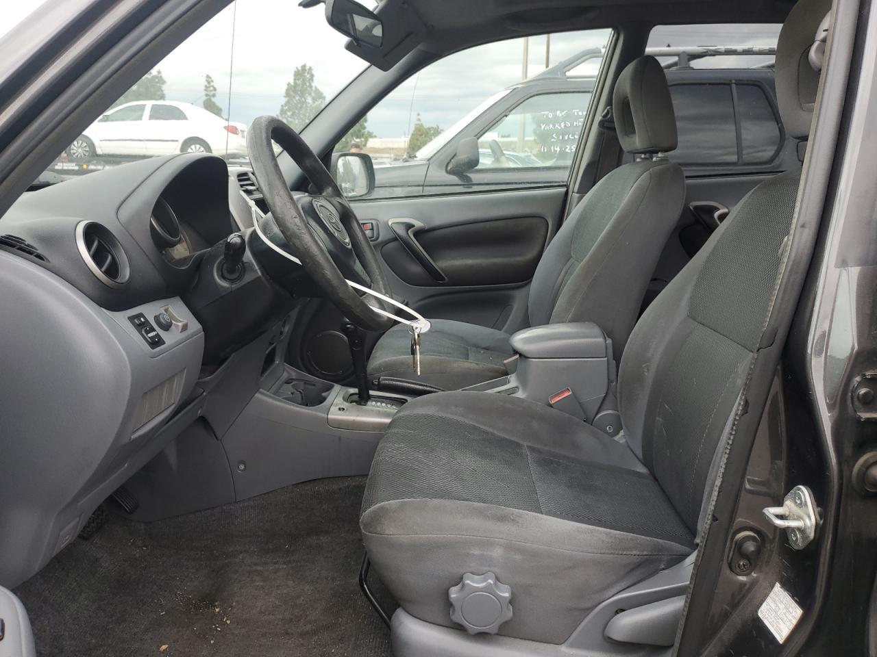 2003 TOYOTA RAV4