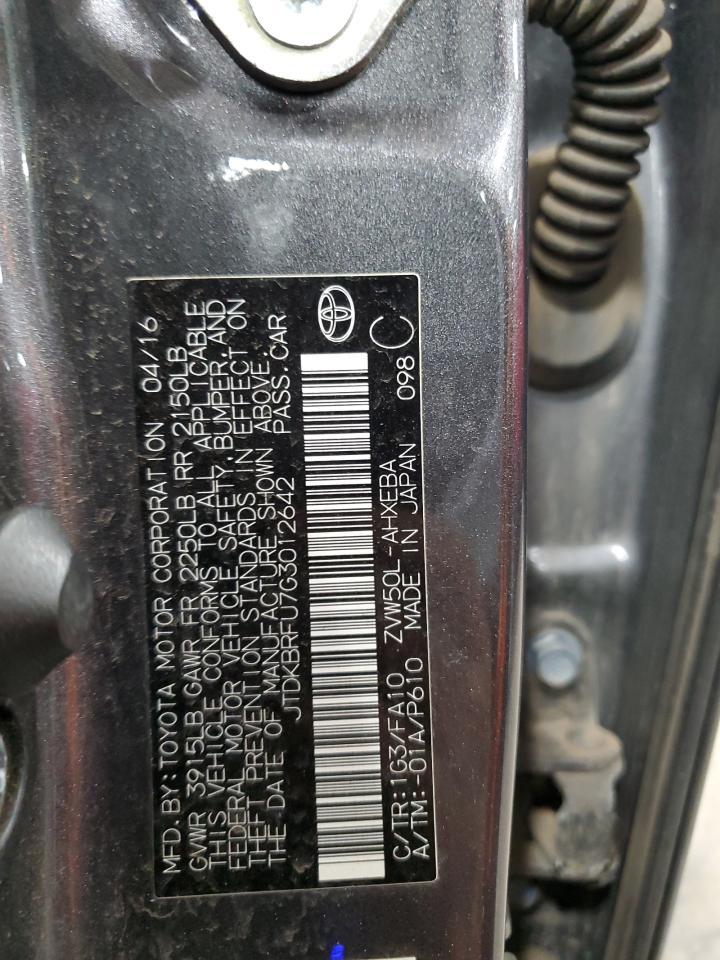 2016 TOYOTA PRIUS