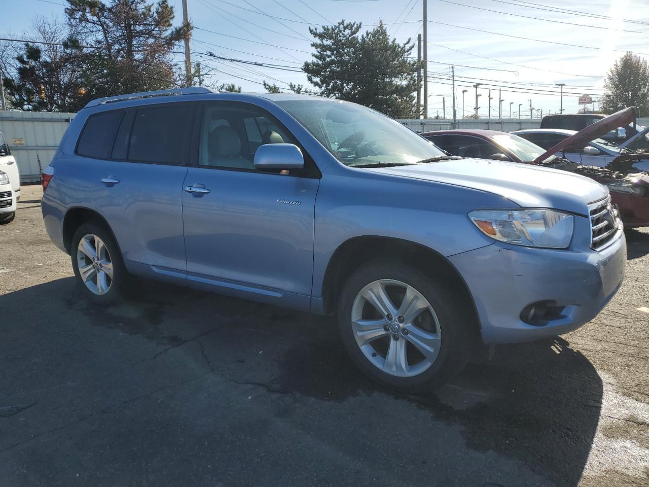 2010 TOYOTA HIGHLANDER