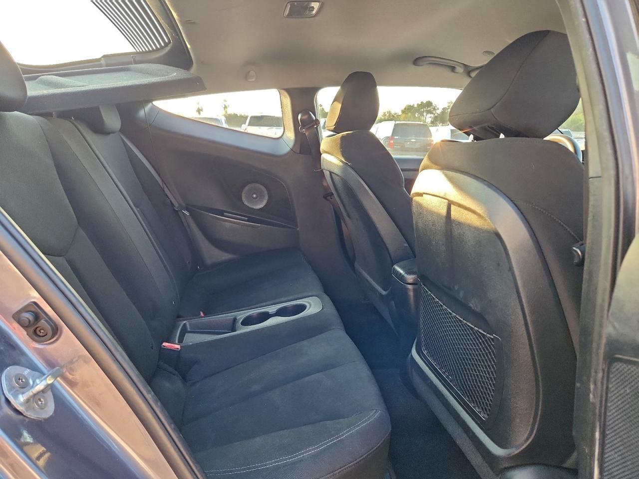 2016 HYUNDAI VELOSTER