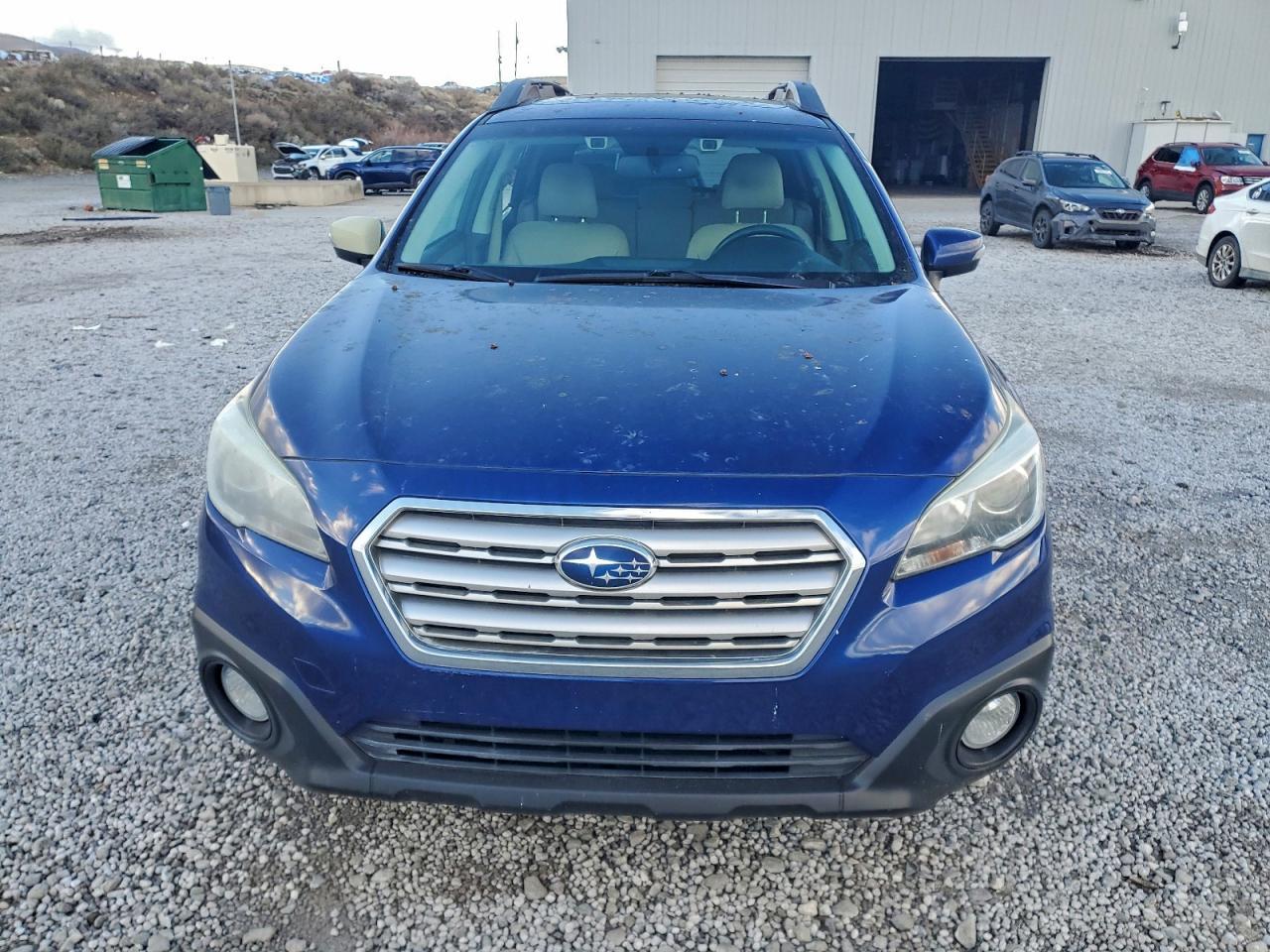 2015 SUBARU Outback