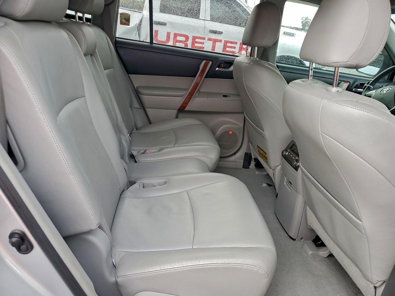 2008 TOYOTA HIGHLANDER