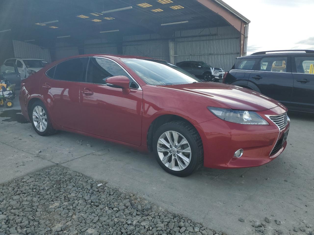 2013 LEXUS ES 300H