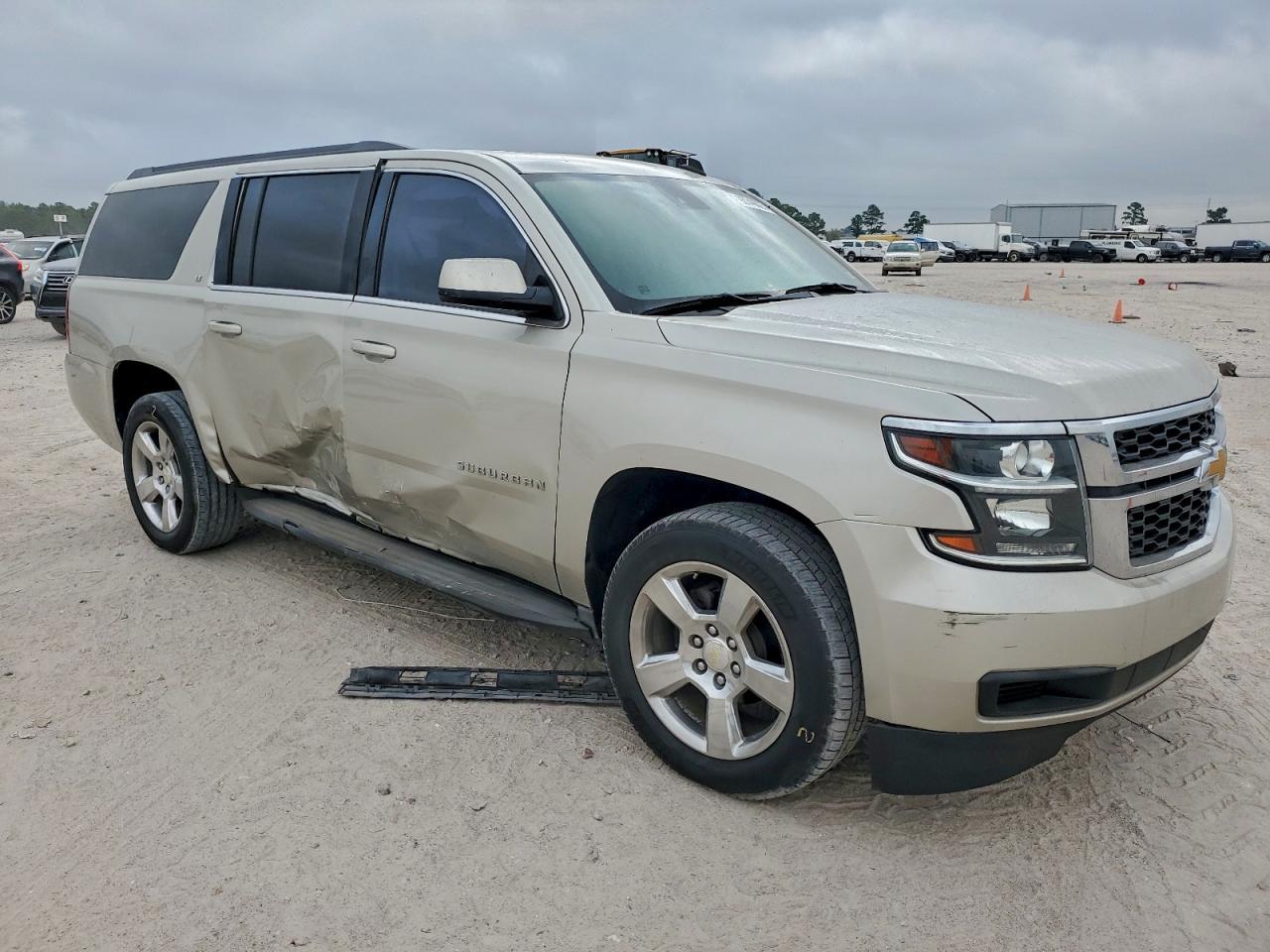2015 CHEVROLET Suburban