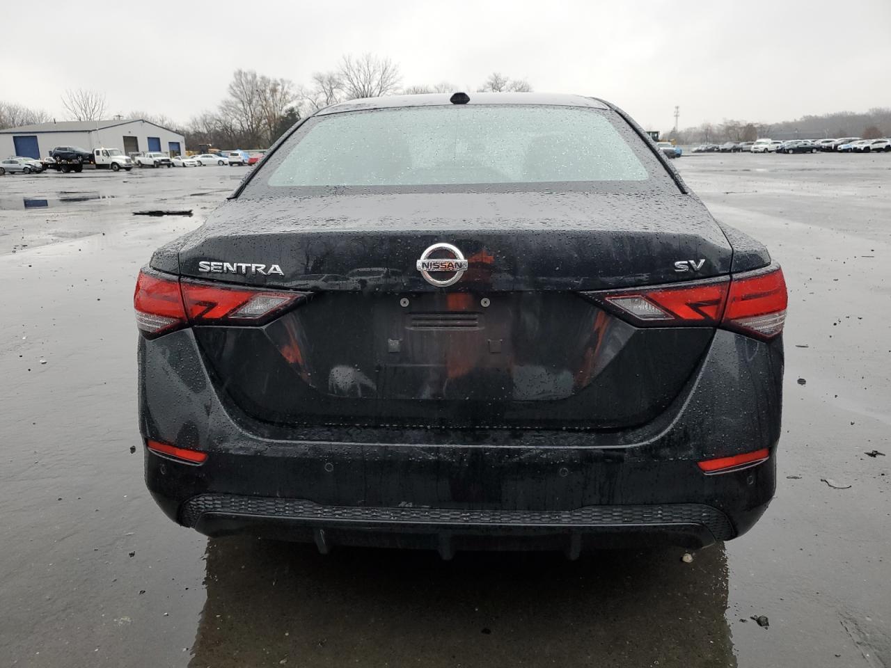 2022 NISSAN SENTRA