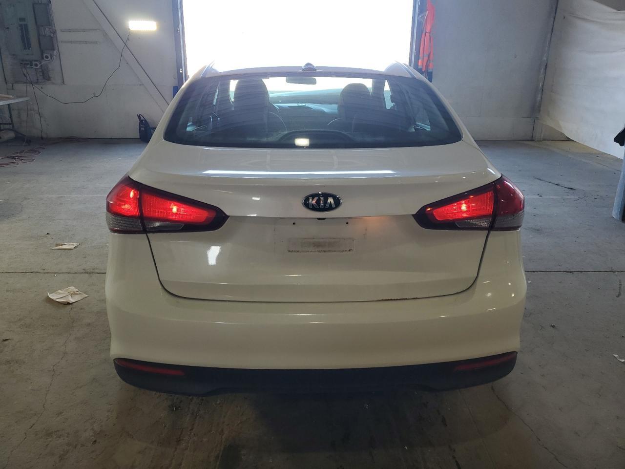 2017 KIA FORTE