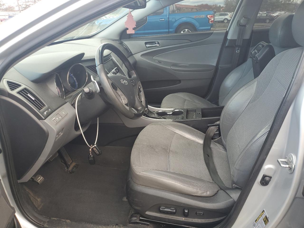 2013 HYUNDAI SONATA