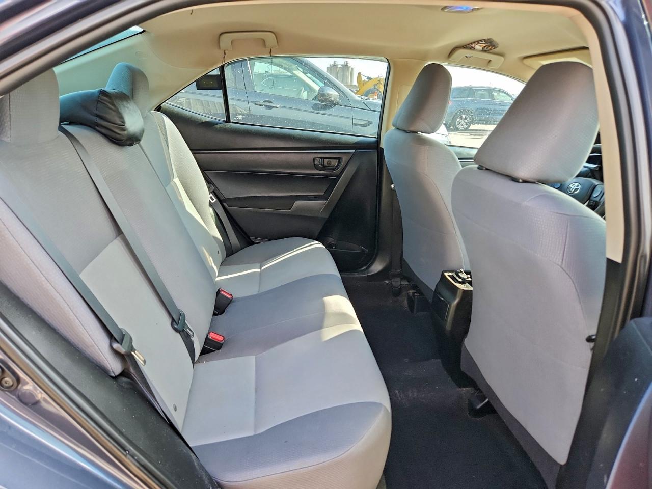 2015 TOYOTA COROLLA