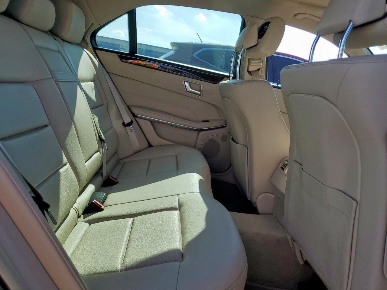 2016 MERCEDES-BENZ E-Class