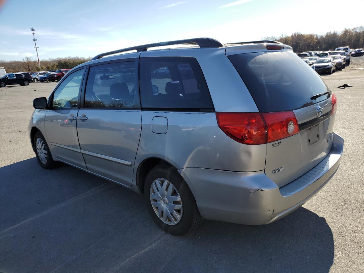 2007 TOYOTA SIENNA