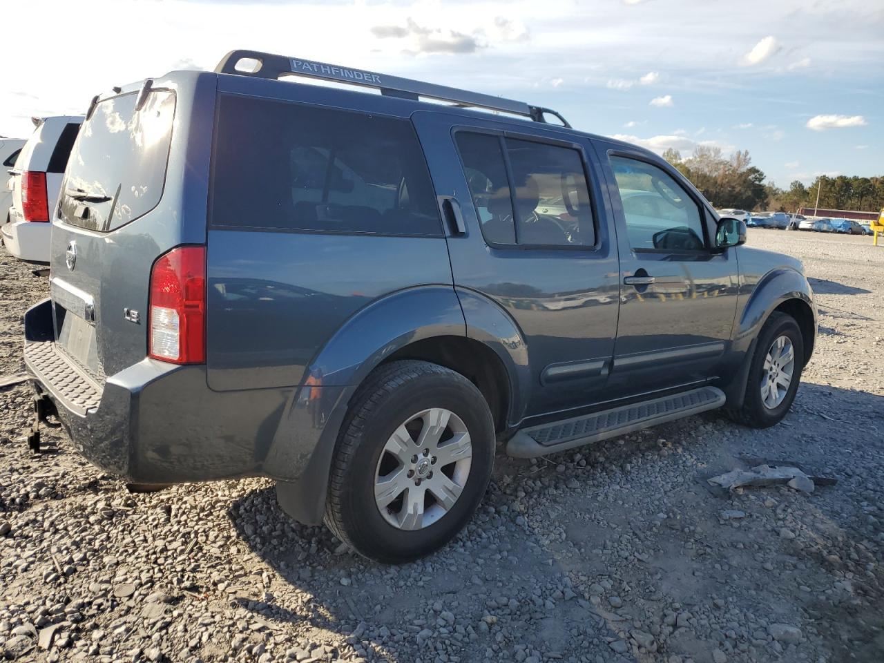2005 NISSAN PATHFINDER