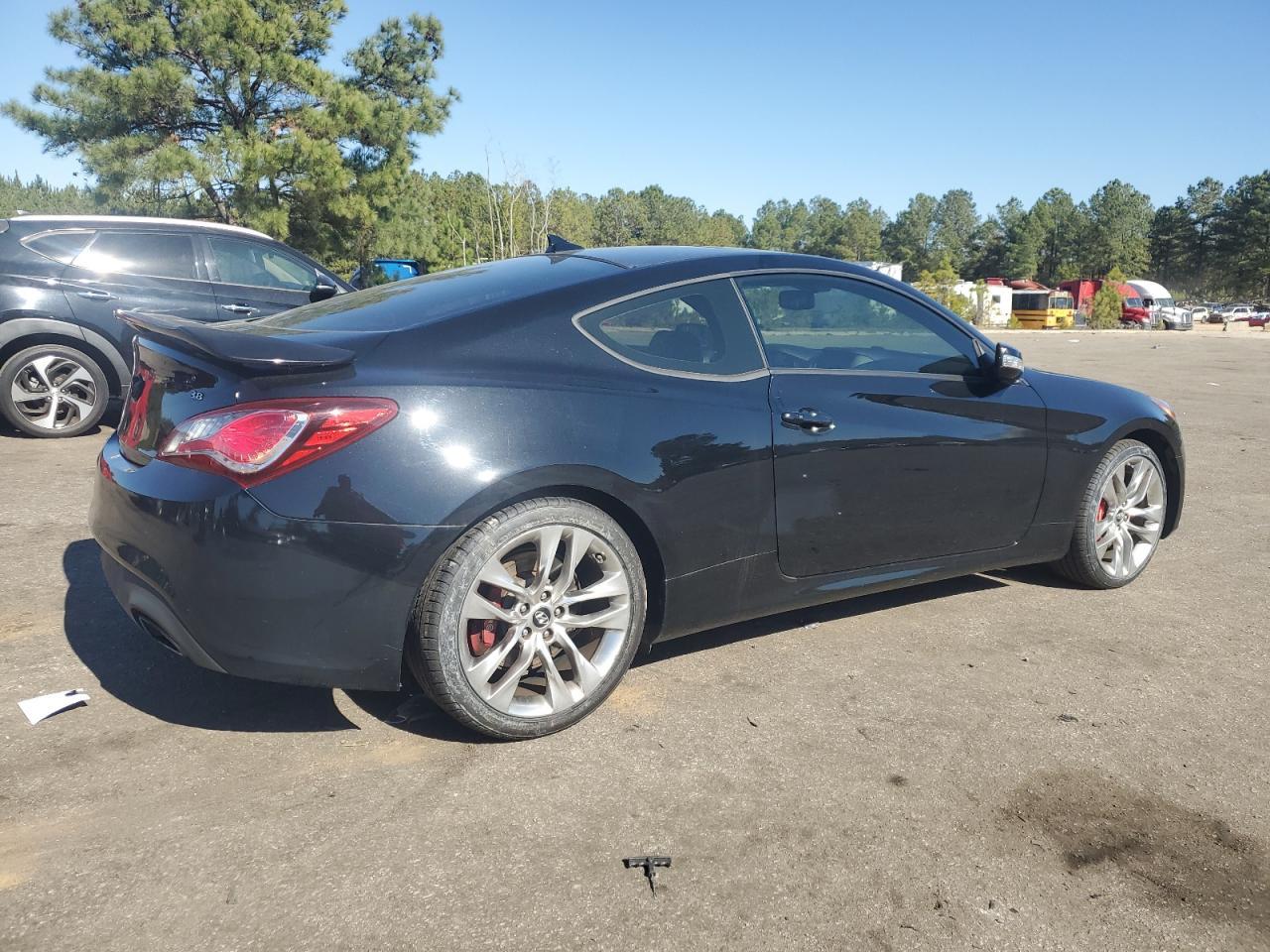2013 HYUNDAI GENESIS