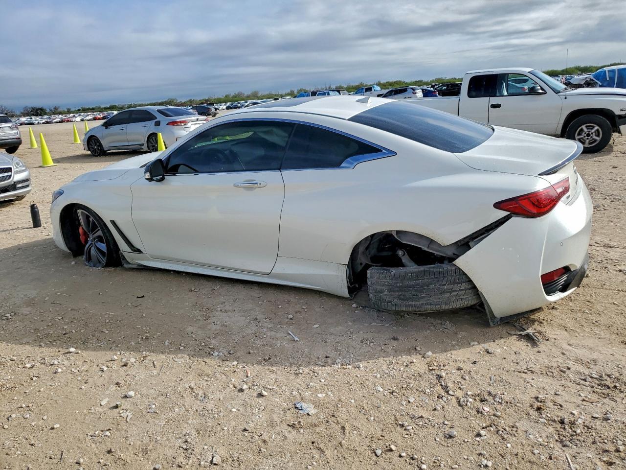 2022 INFINITI Q60