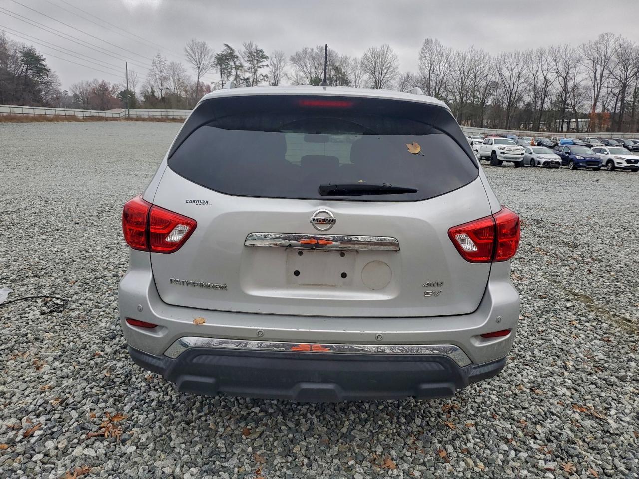 2017 NISSAN PATHFINDER