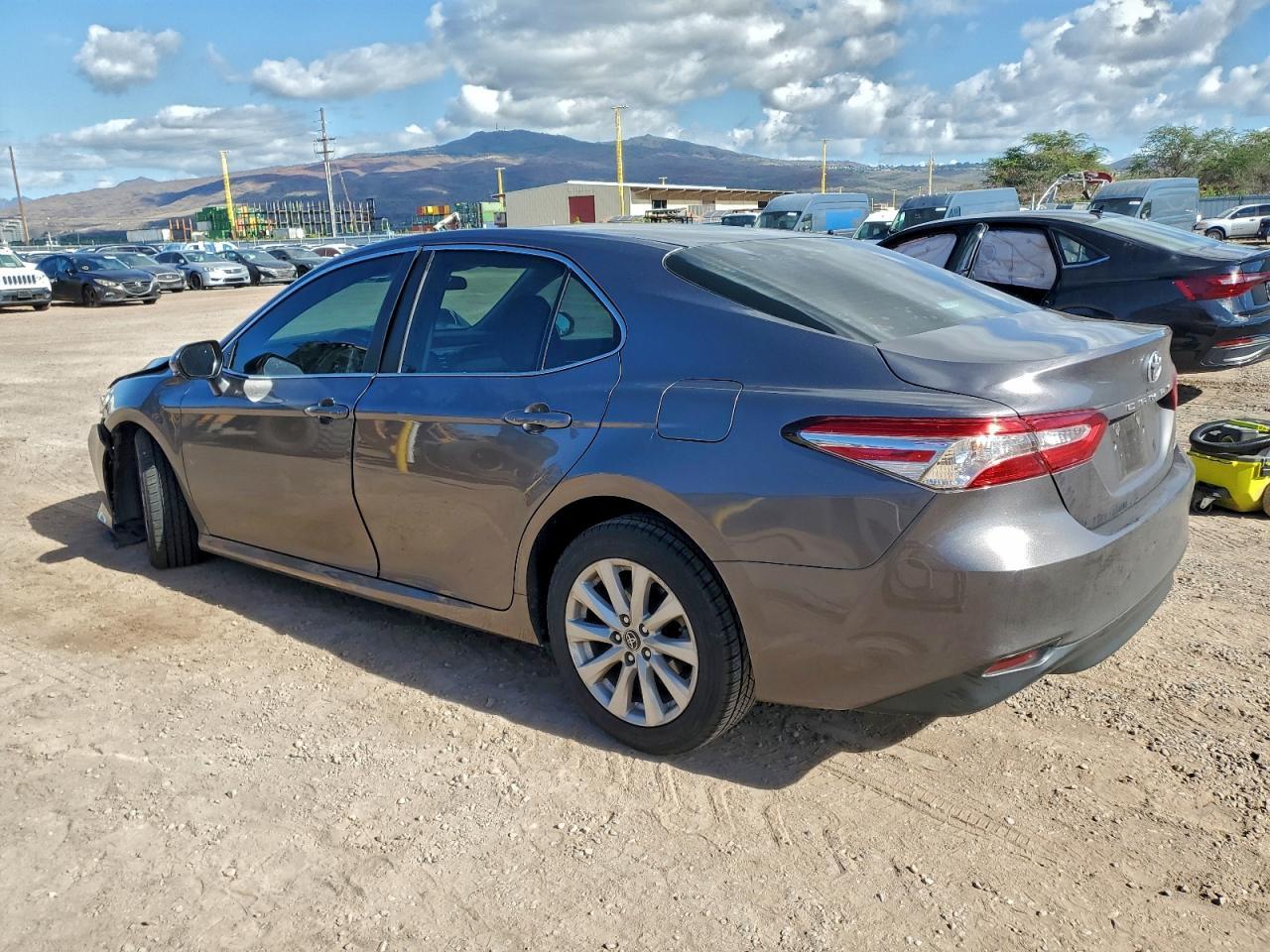 2020 TOYOTA CAMRY