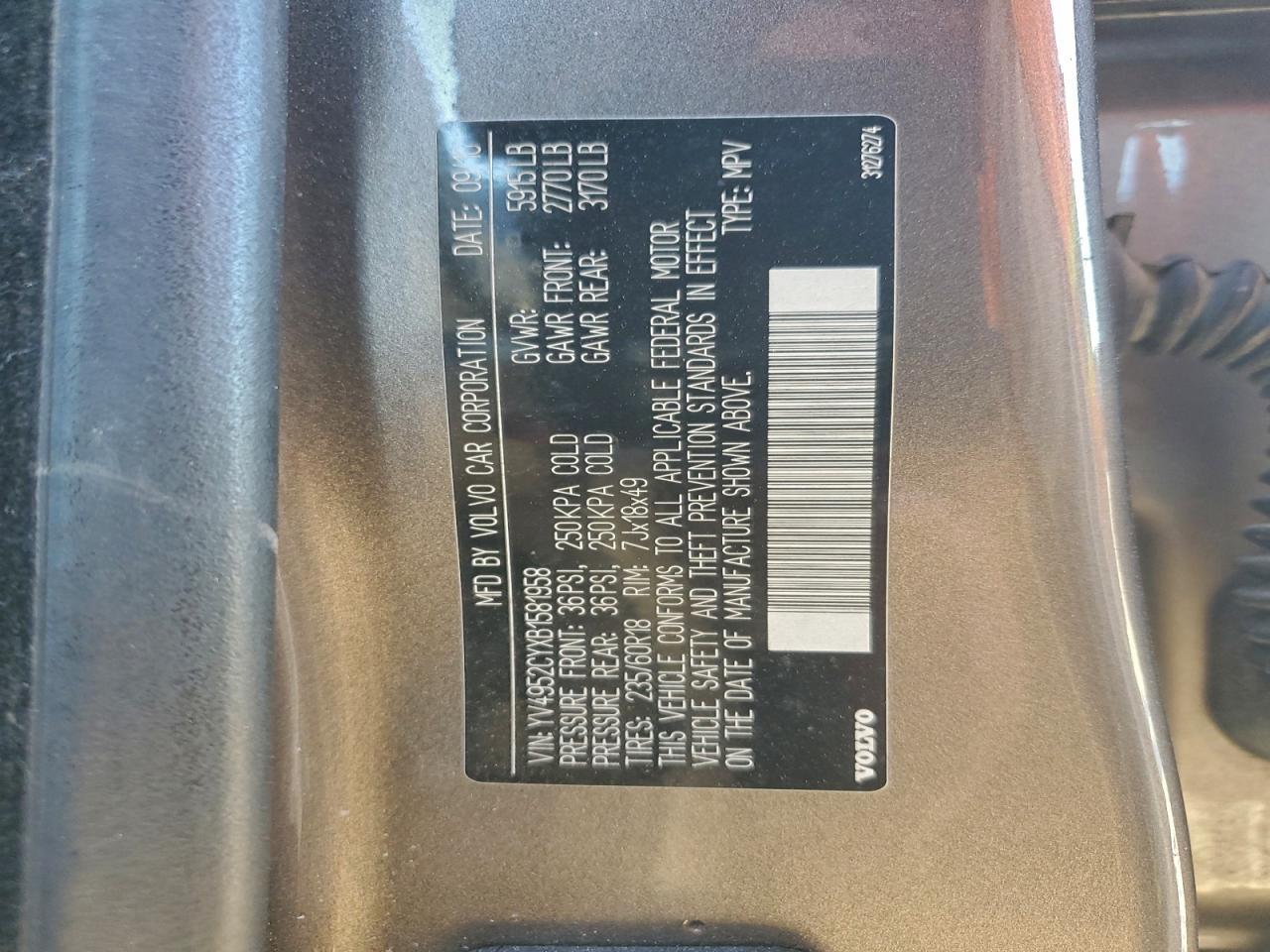2011 VOLVO XC90