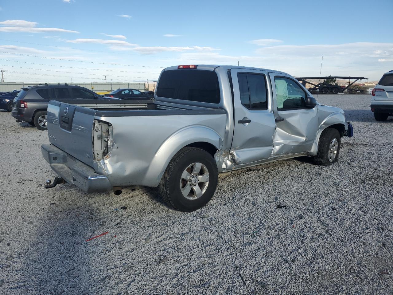 2011 NISSAN Frontier