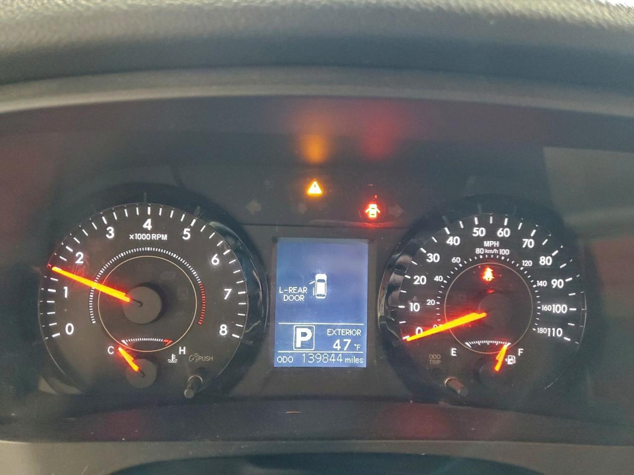 2016 TOYOTA SIENNA