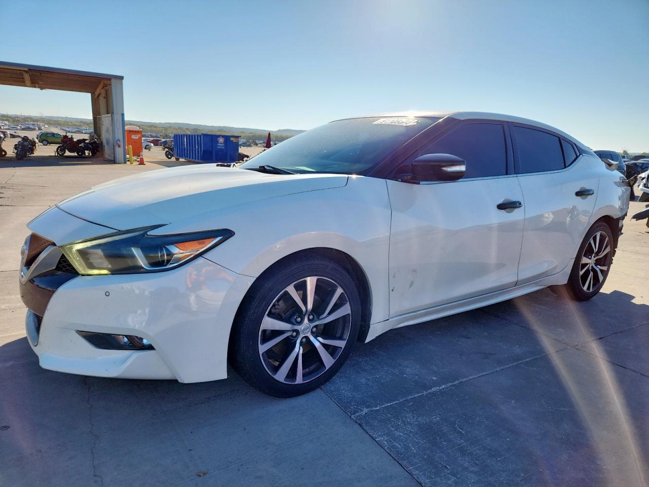 2017 NISSAN Maxima