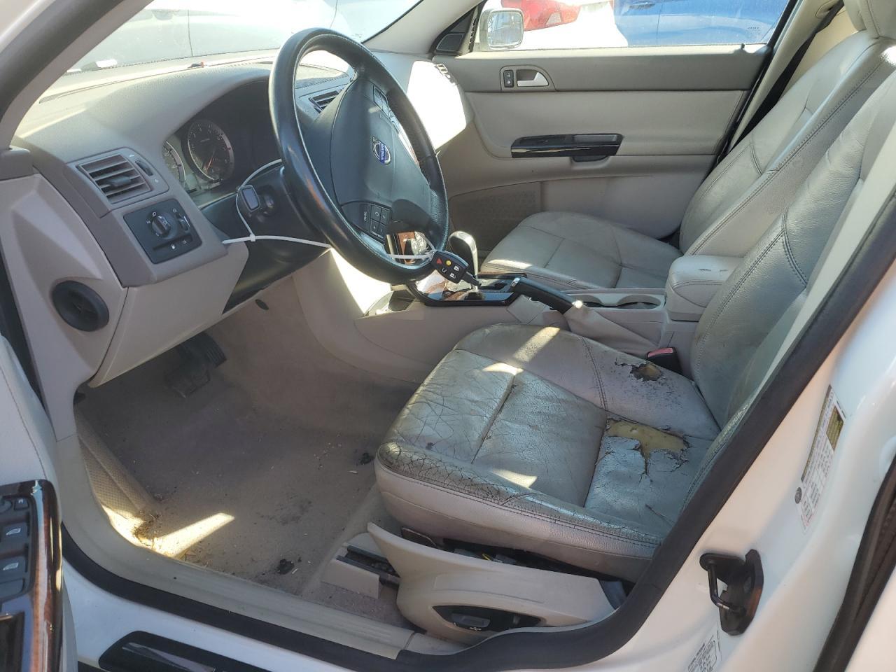 2006 VOLVO V50