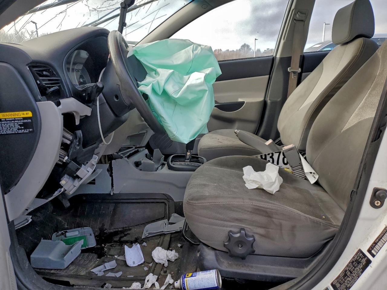 2011 HYUNDAI ACCENT