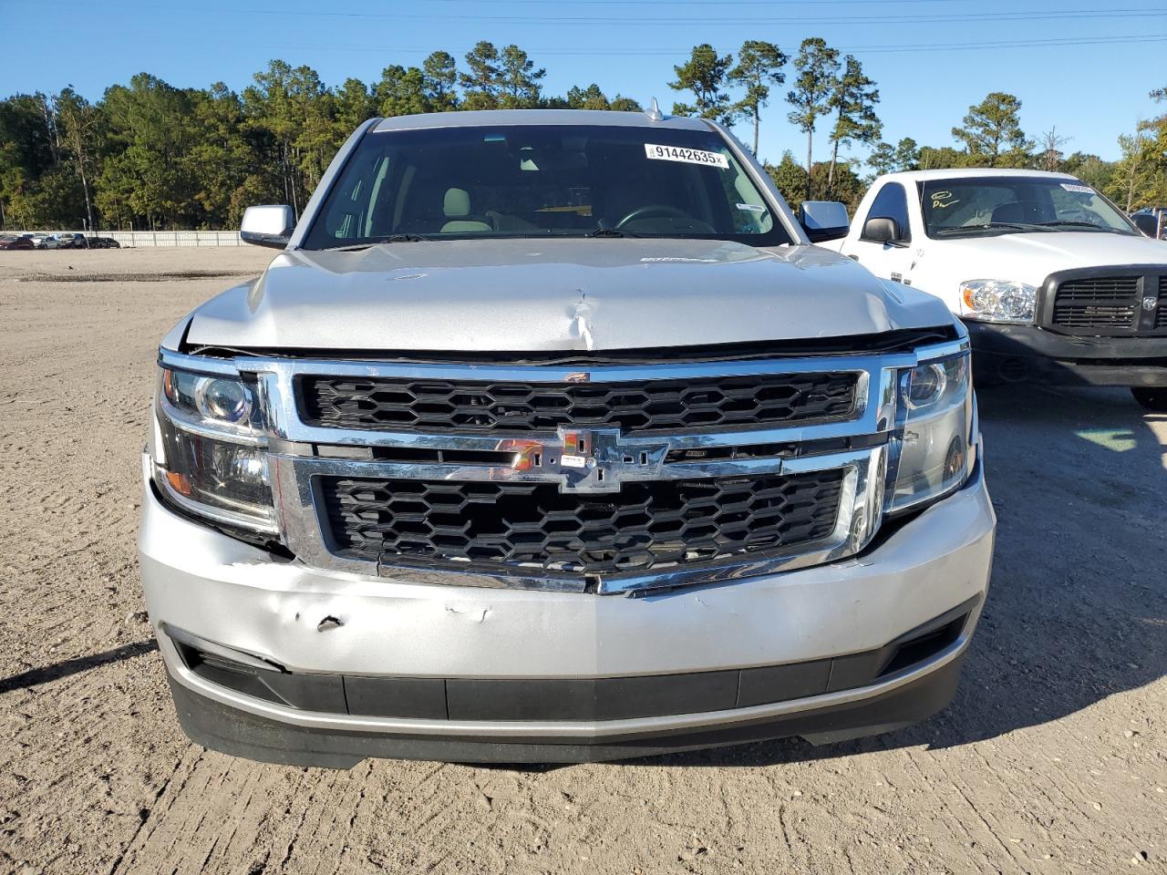 2016 CHEVROLET Suburban
