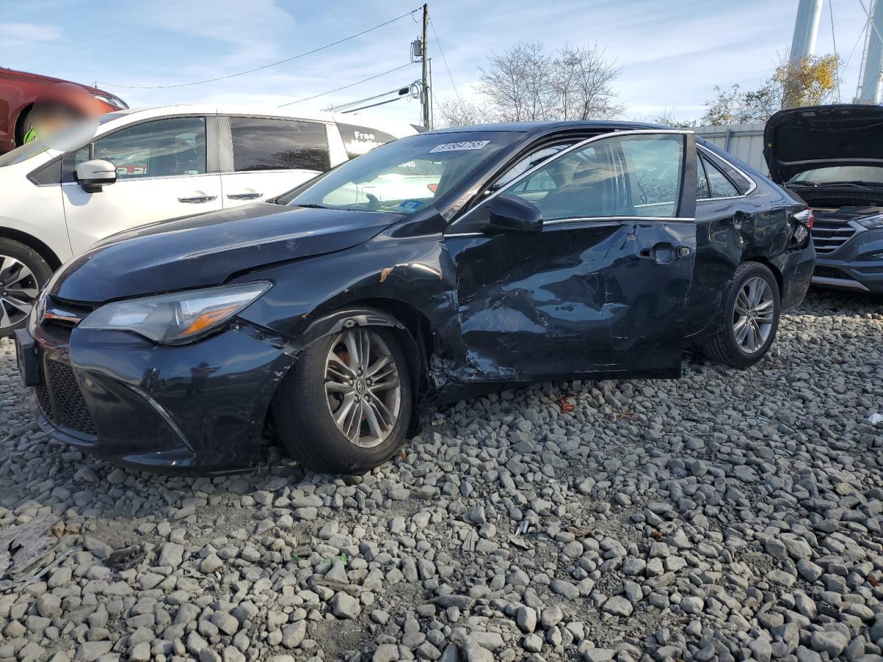 2017 TOYOTA CAMRY