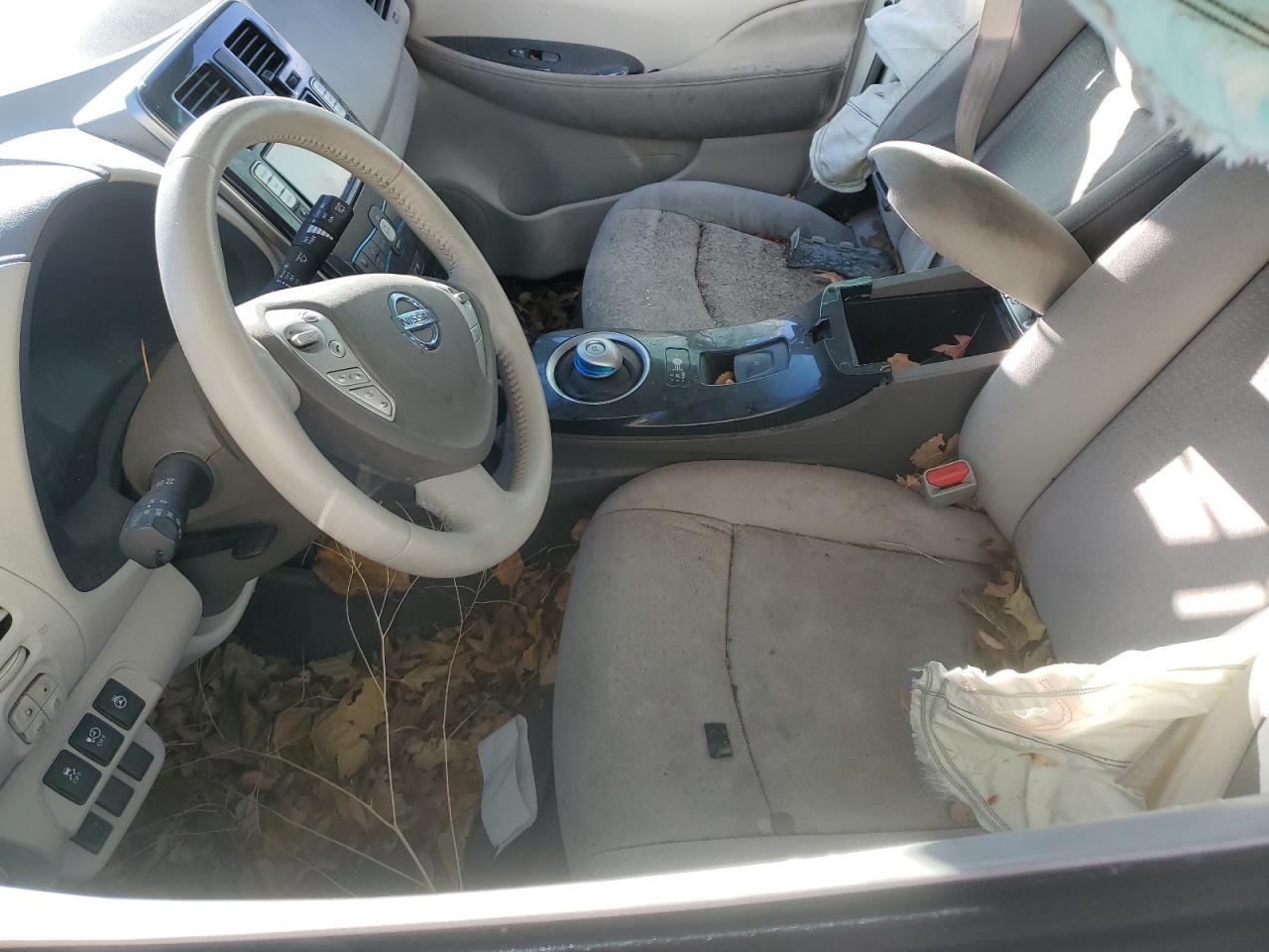 2012 NISSAN LEAF