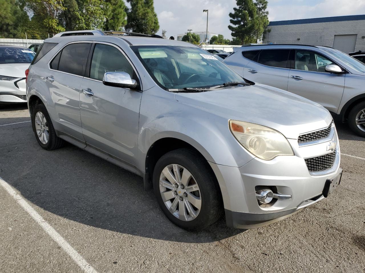 2011 CHEVROLET EQUINOX