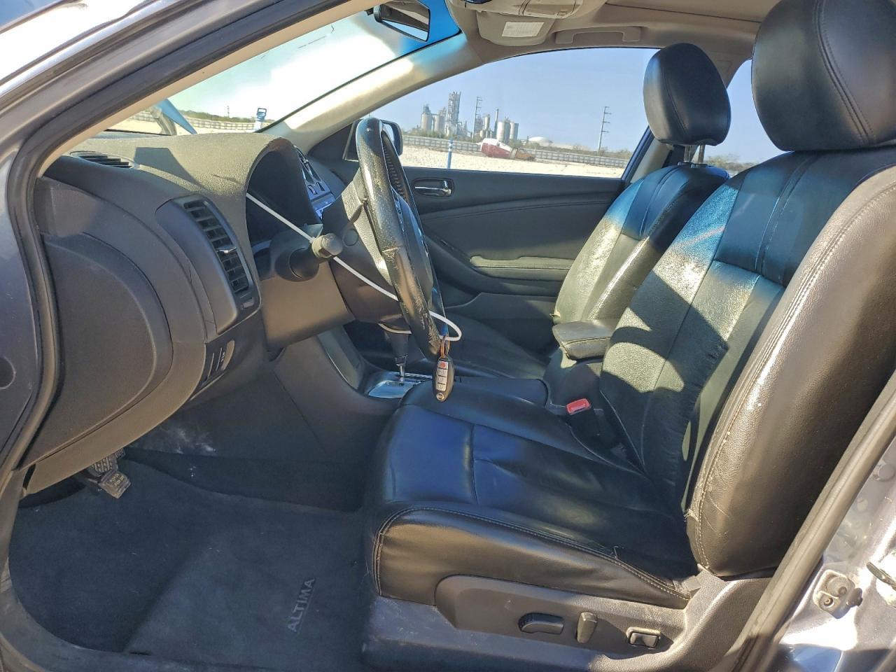 2012 NISSAN ALTIMA