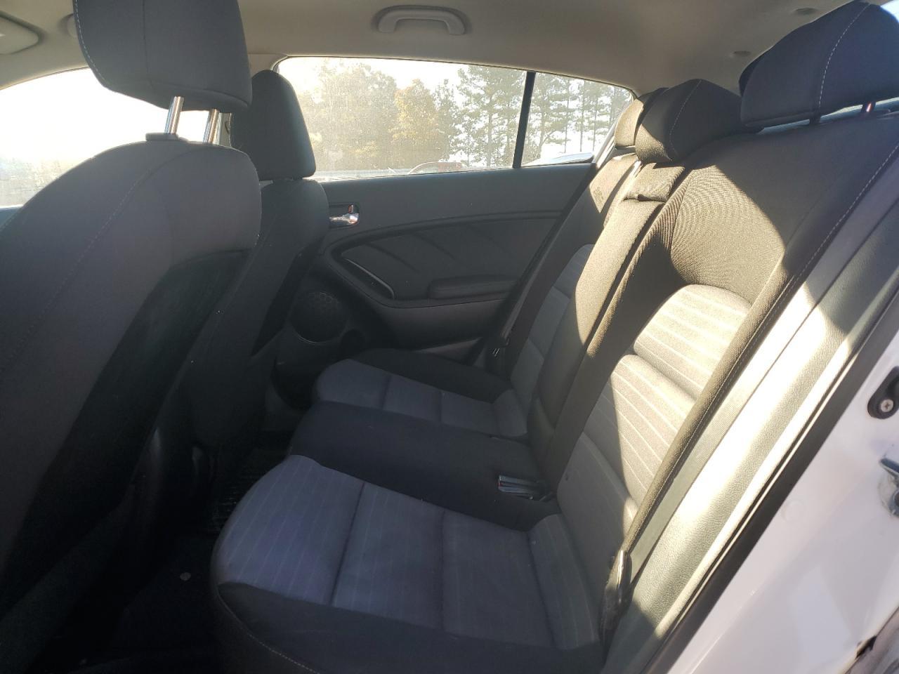 2016 KIA FORTE