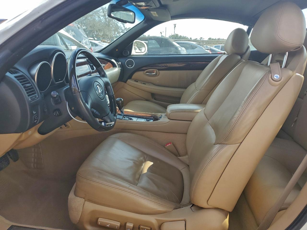 2006 LEXUS SC 430